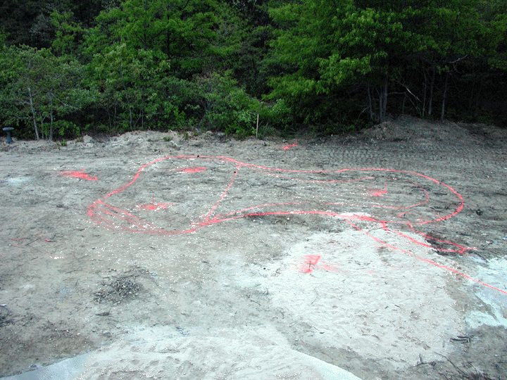 Postioned_and_ready_for_dig.GIF (287158 bytes)